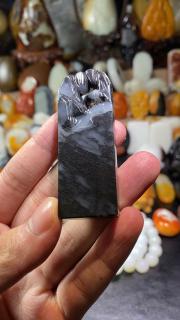 新疆和田玉印章青花籽料指过留痕 太狠了
